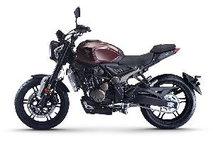 VOGE�޼�		 300AC