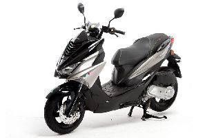 ����200