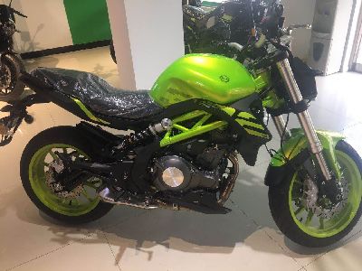 ������300