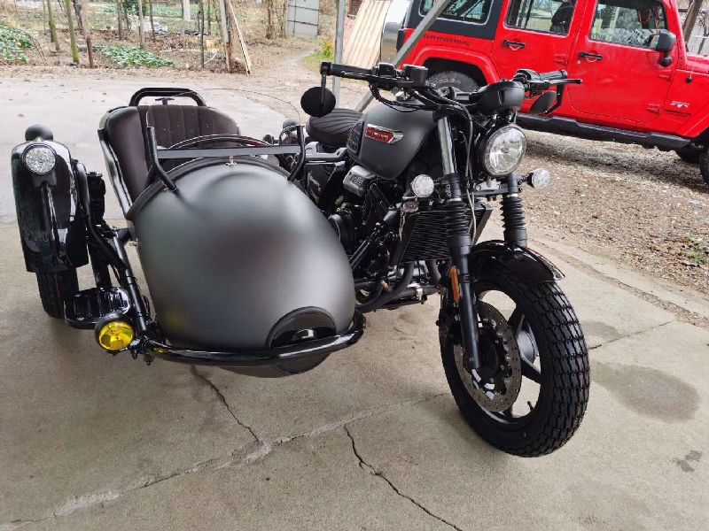  ����������٨��Ħ�г�bobber400