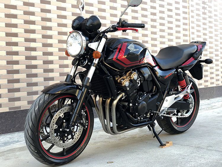 16�걾��Honda CB400��ʿ����Ħ�г��������������