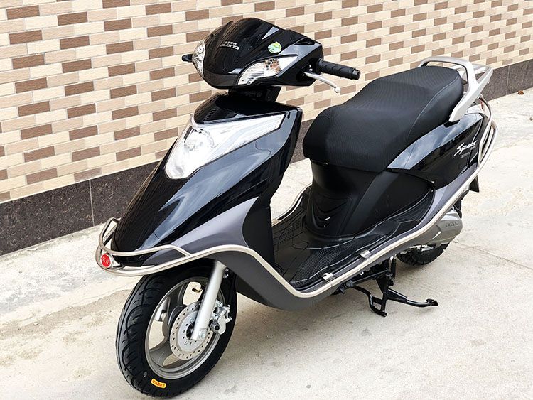 ����̤��Ħ�г�����110ccȼ��Ůװ����������