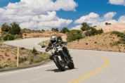 ������YAMAHAFZ1/ABS�⾰