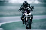 ����triumph2012 Street Triple�⾰
