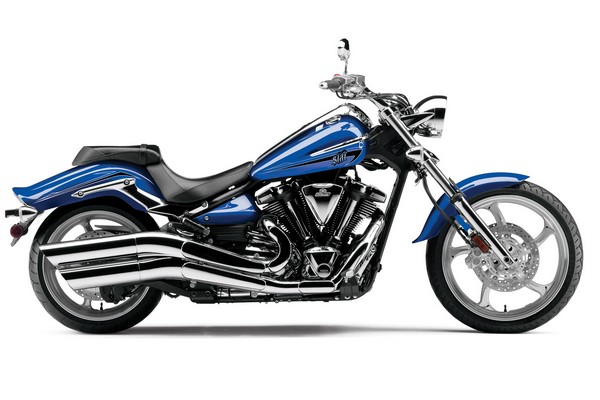 ������ Yamaha XV1900