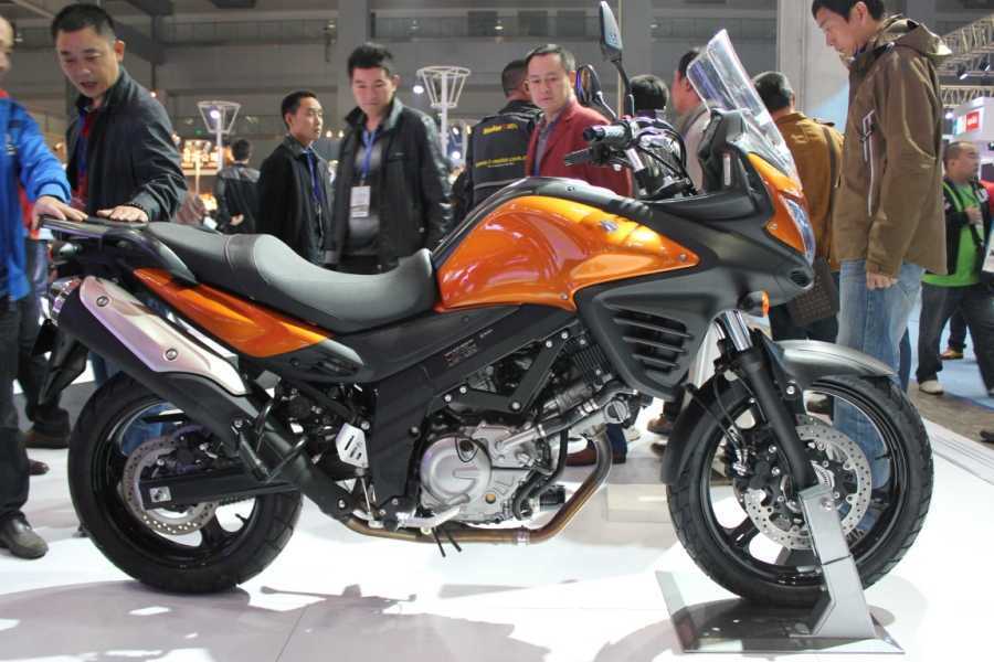 ľ Suzuki V-Strom 650(2019)