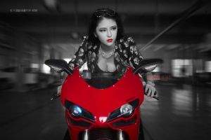 �ſ���Superbike 848 evo��˿·ģ����������ſ��ϳ���Ħ�г�