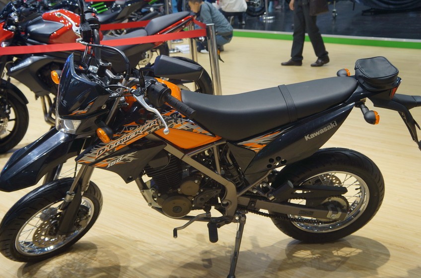 ���� Kawasaki KLX150D
