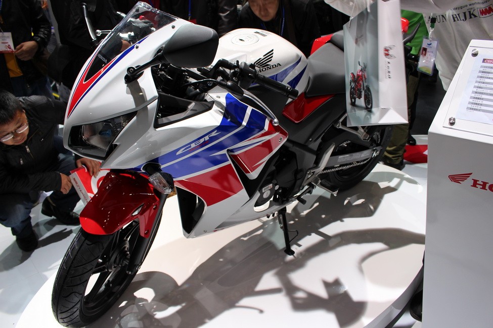���� Honda CBR300R ABS(̩����)