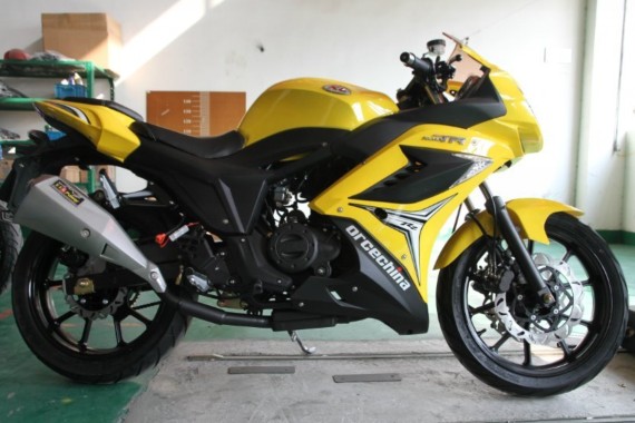 ���� (R2)