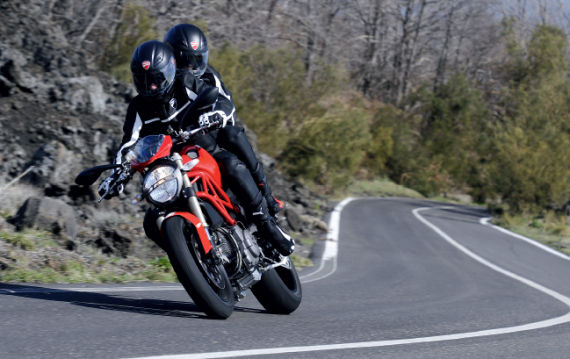 2013Ducati Monster 1100 EVO 2013Ducati Monster 1100 EVO