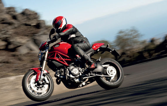 2013Ducati Monster 1100 EVO 2013Ducati Monster 1100 EVO