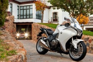 �����й� Honda DreamWing2014 VFR1200F�ٷ�ͼƬ