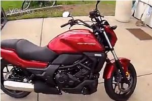 
����Honda CTX700NĦ�г���Ƶ