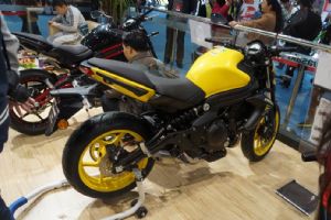 ����kawasakiER-6n(�ڻ�����)2014Ħ���ᴨ��ER-6n