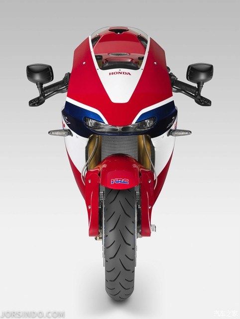 110�򣡱���ʷ�����Ħ�г������У��ĸ�1000cc