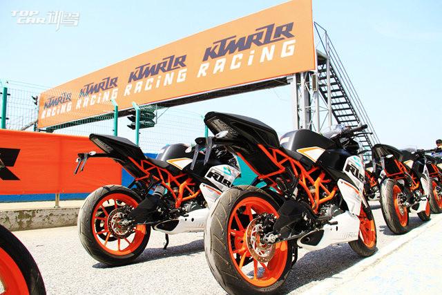 KTM RC390价格公布 小钢炮售5.68万元