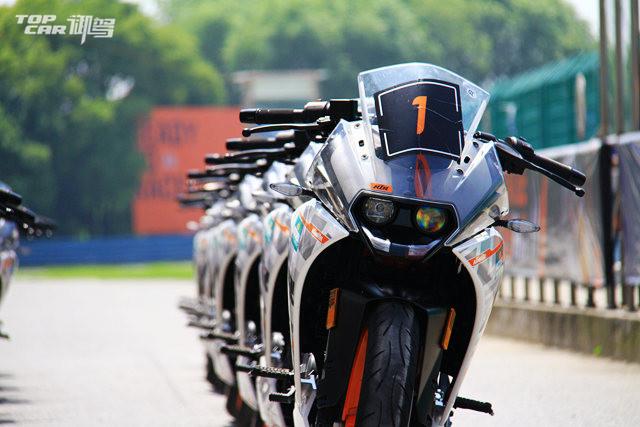 KTM RC390价格公布 小钢炮售5.68万元