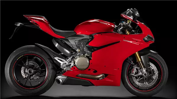 1299 panigale S 首现梦幻之旅,杜卡迪神奇物件拍出15万高价