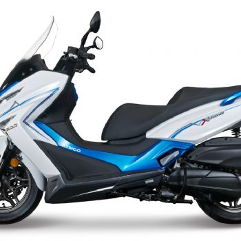  ����Xciting 300i��ͧ300