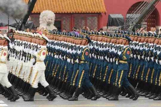 必读!明天大阅兵最强攻略在此!看阅兵只要这一条就够了!