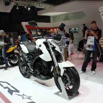  ¡��LX650