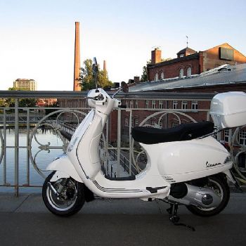 Vespa LX150ie