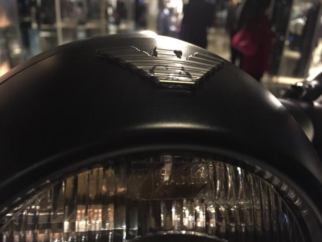 奢侈踏板车 VESPA 946阿玛尼版登陆中国