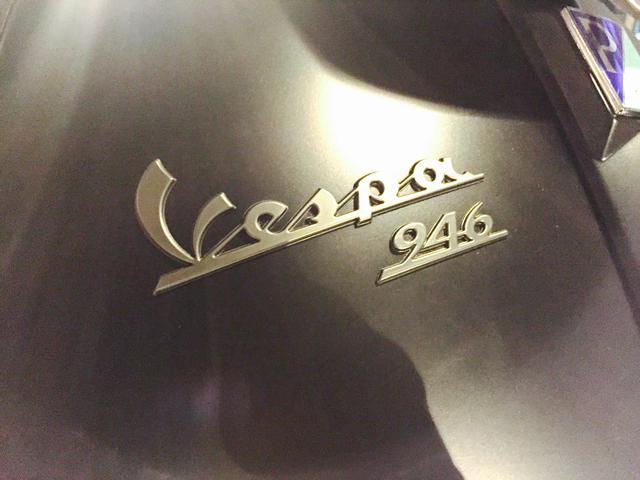 奢侈踏板车 VESPA 946阿玛尼版登陆中国