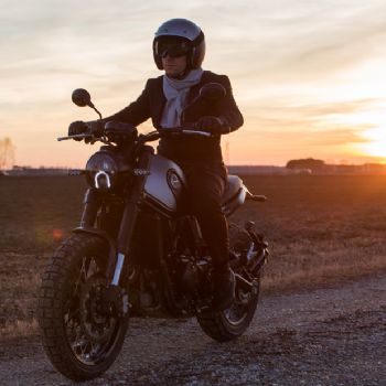 ��������ʦBJ500GS,����ˮ��8����˫�׷�������
