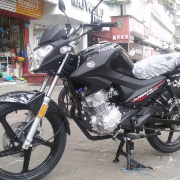 ���콨��-�������콣150YBR150ʱ�л����ֳ�Ħ�С�