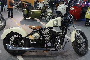���ӥ��BOBBER 350