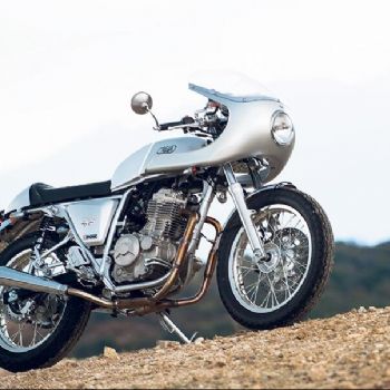 ��Դ TT RACERXY400-3F
