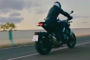 
2018���CB1000R