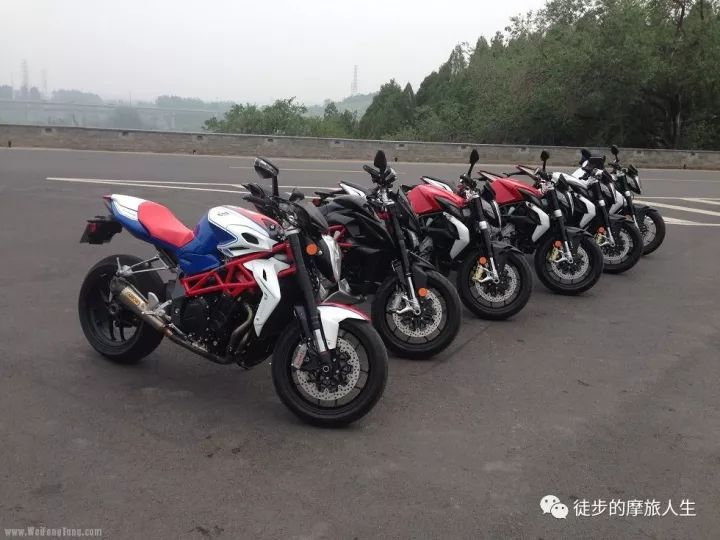 ��Ħ�г��ļ����ˣ��������֣�