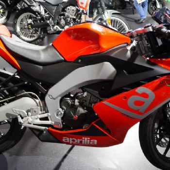  ��������150�ܳ�