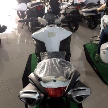  ŷ�����600