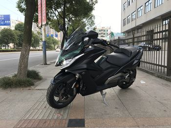  ����AK550