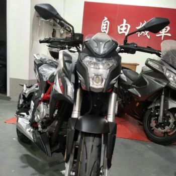  ¡��300R
