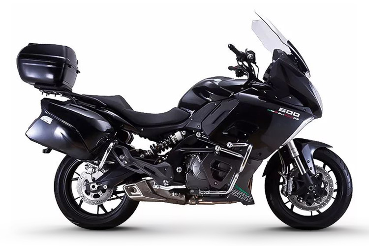 ������ Benelli ��������Ѳ����