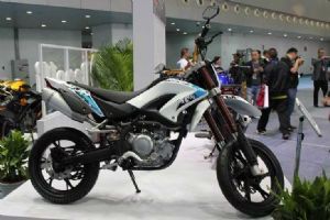������ BenelliBJ250GY-2