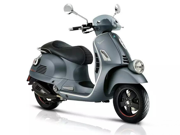 Vespa Sei Giorni(2021)