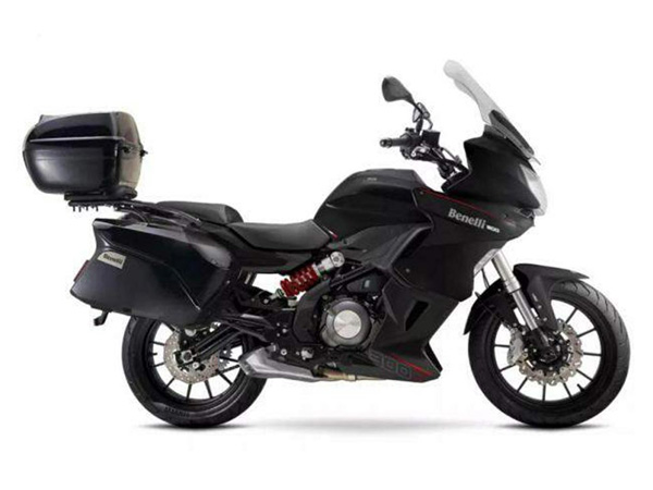 ������ Benelli 302 Touring(2017)