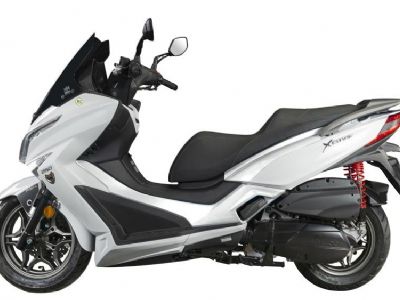 ���� ��ͧXciting250