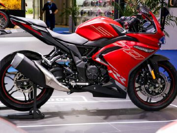 VOGE�޼�300RR2020Ħ���� �޼�300RR